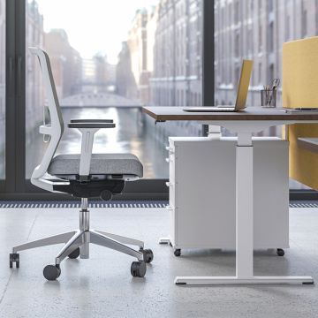 B-Active Sit-Stand Desk 800 Deep